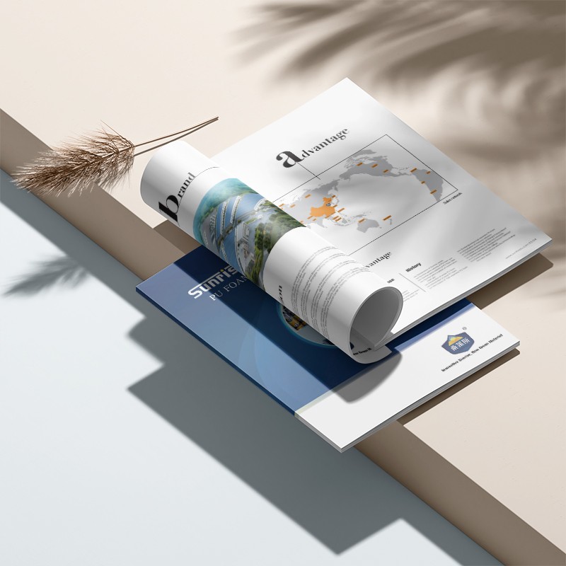 哪些印刷材質具有良好的可回收性，能夠有效減少資源浪費和環境污染，例如牛皮紙和銅版紙？